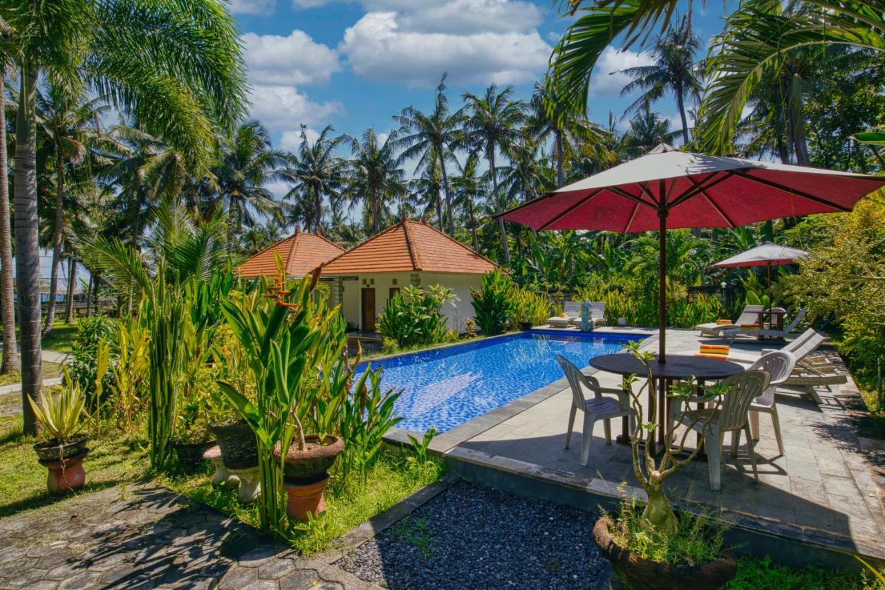 Coconut Hill Cottage Batununggul 外观 照片